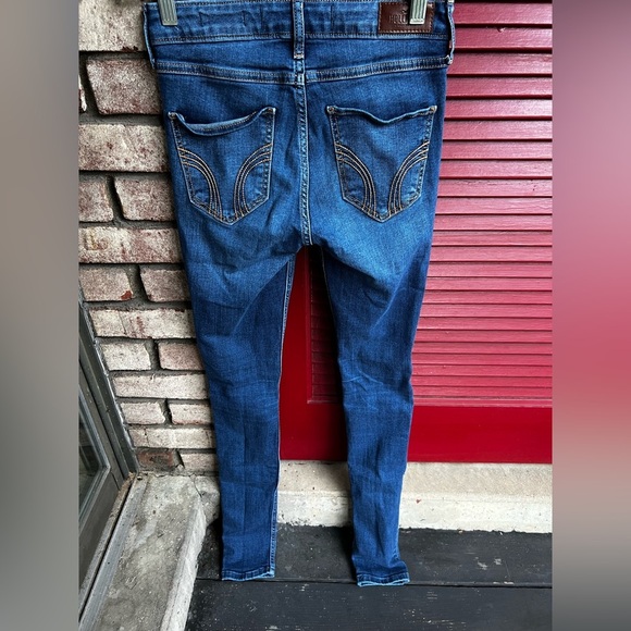 Hollister Women's Blue Ripped mid rise super Skinny stretch Jeans size 0 - Picture 6 of 11